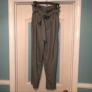 H&M Houndstooth Paperbag Waist Capri Pants
